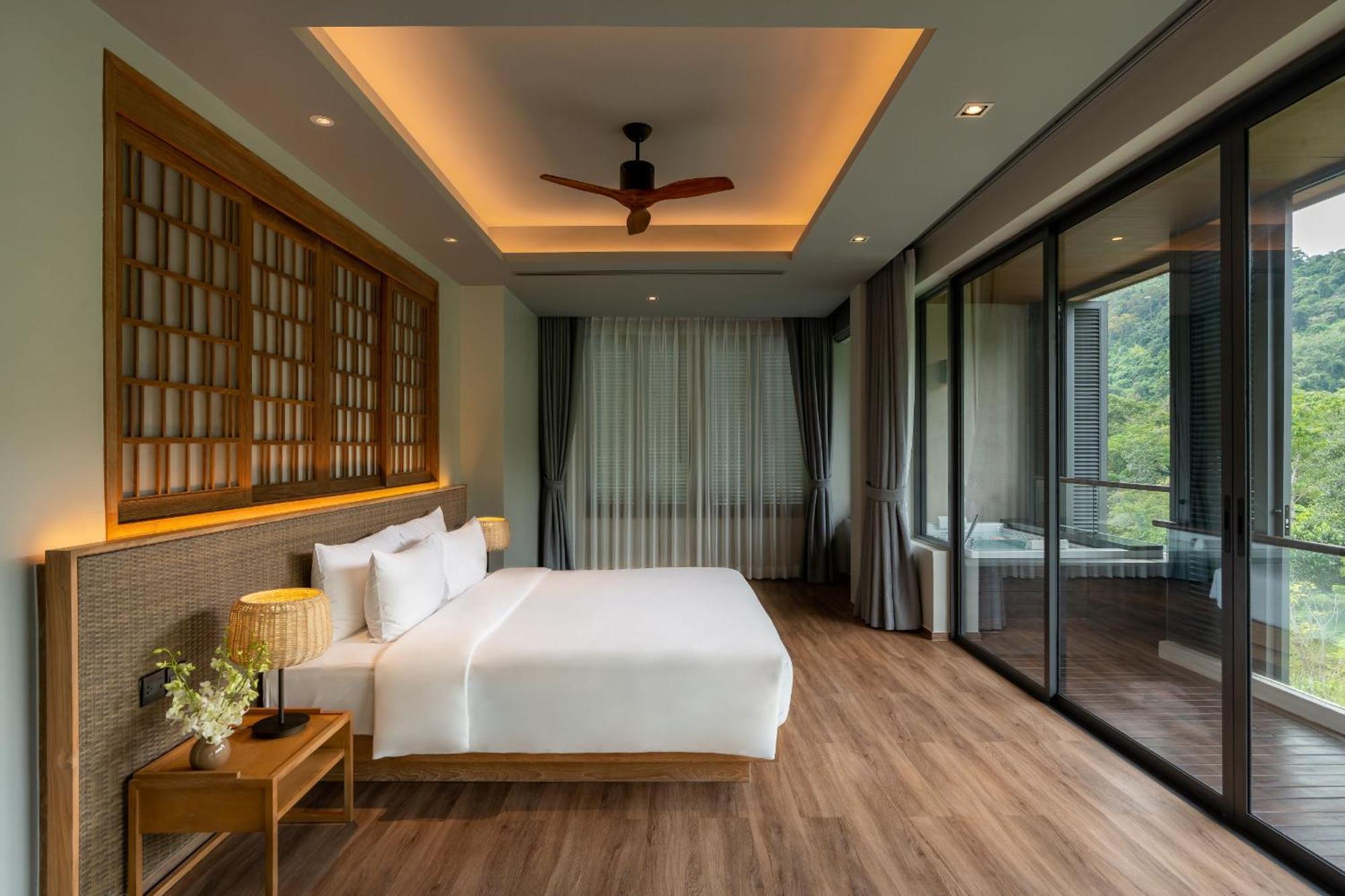 Noku Phuket Hotel Chalong Bagian luar foto